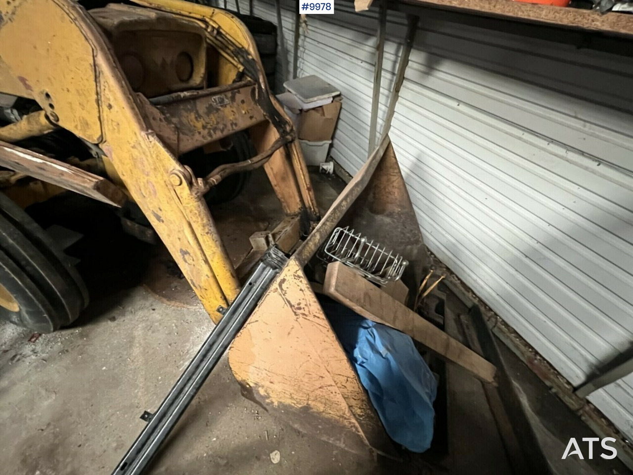 Backhoe loader- MASSEY-FERGUSON 203 - Traktorius: foto 3 Backhoe loader- MASSEY-FERGUSON 203 - Traktorius: foto 3