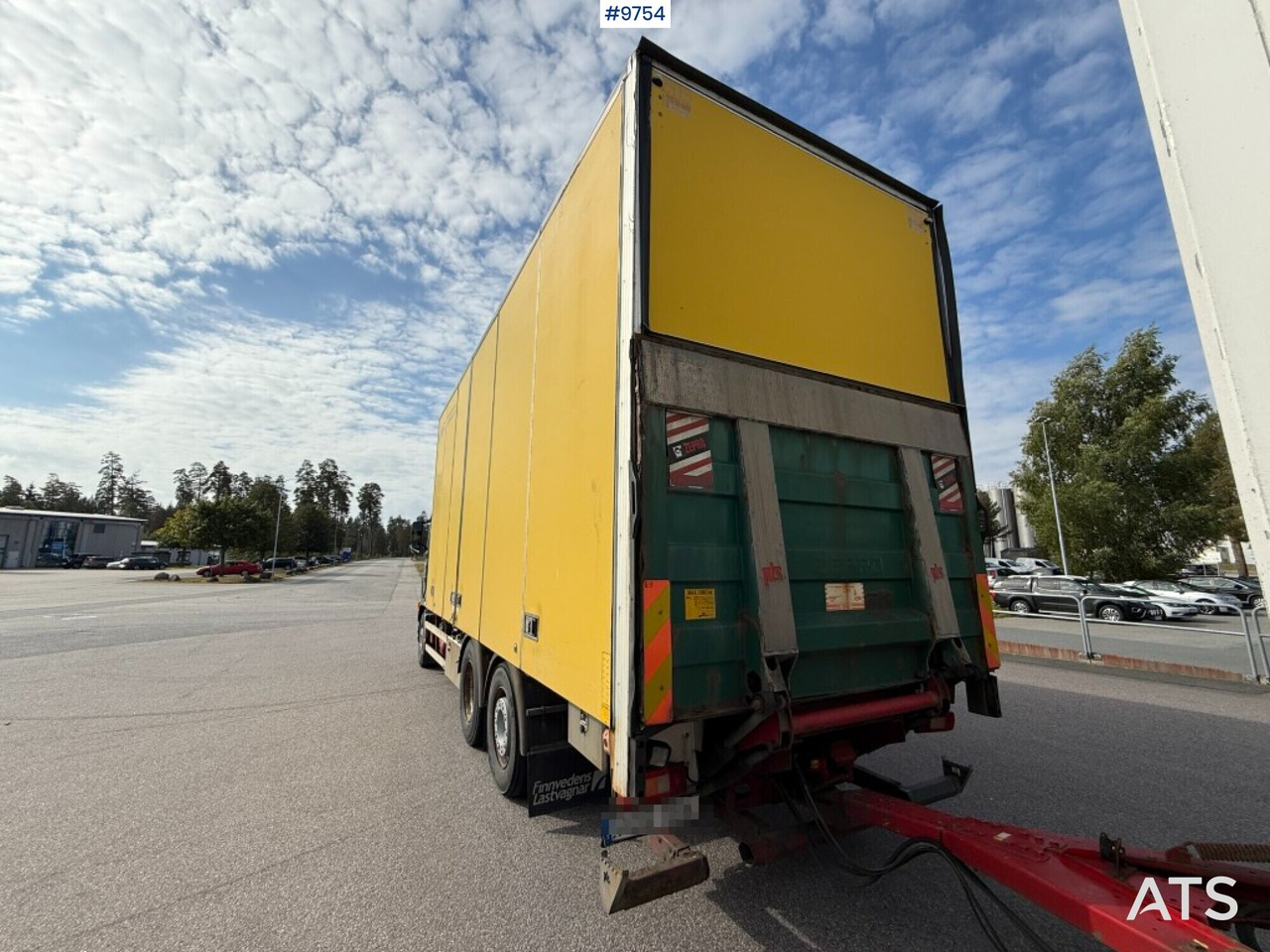 Box Truck Volvo FH 480 with 4-axle Ekeri trailer (VIDEO) - Furgonas sunkvežimis: foto 3 Box Truck Volvo FH 480 with 4-axle Ekeri trailer (VIDEO) - Furgonas sunkvežimis: foto 3
