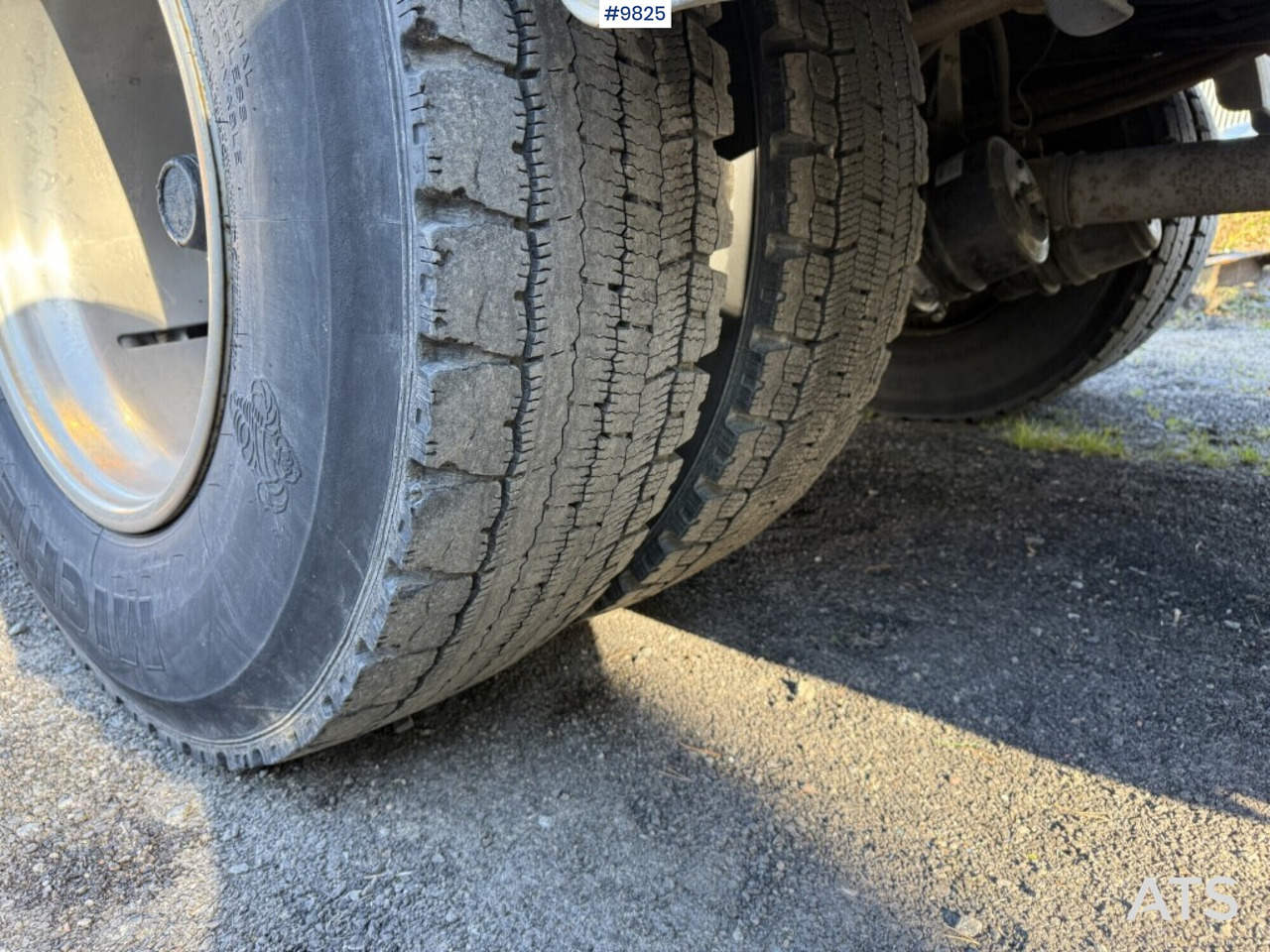 Platforminis/ Bortinis sunkvežimis, Sunkvežimis su kranu Crane truck Scania P94 230 with tail lift: foto 14 Platforminis/ Bortinis sunkvežimis, Sunkvežimis su kranu Crane truck Scania P94 230 with tail lift: foto 14