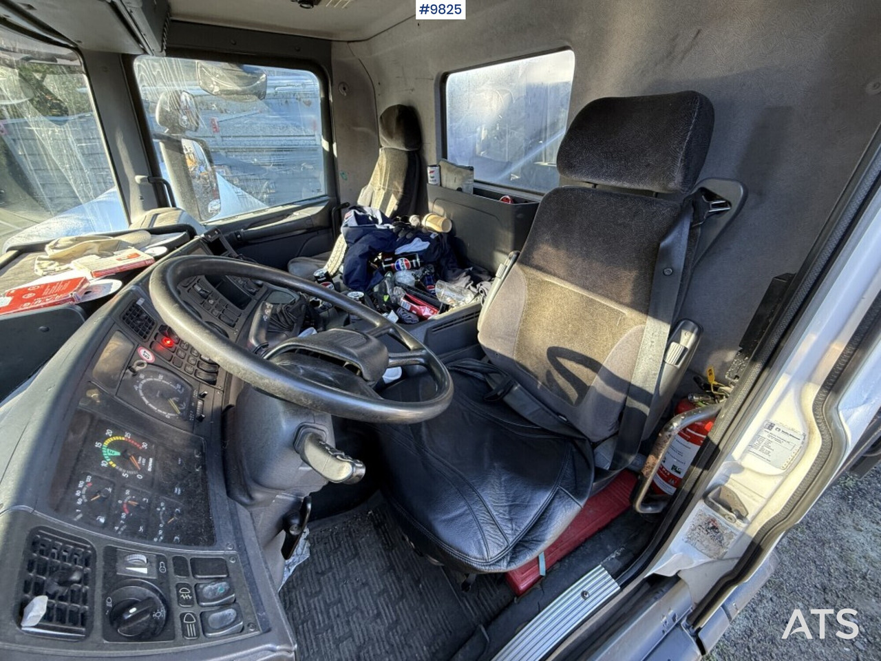 Platforminis/ Bortinis sunkvežimis, Sunkvežimis su kranu Crane truck Scania P94 230 with tail lift: foto 6 Platforminis/ Bortinis sunkvežimis, Sunkvežimis su kranu Crane truck Scania P94 230 with tail lift: foto 6