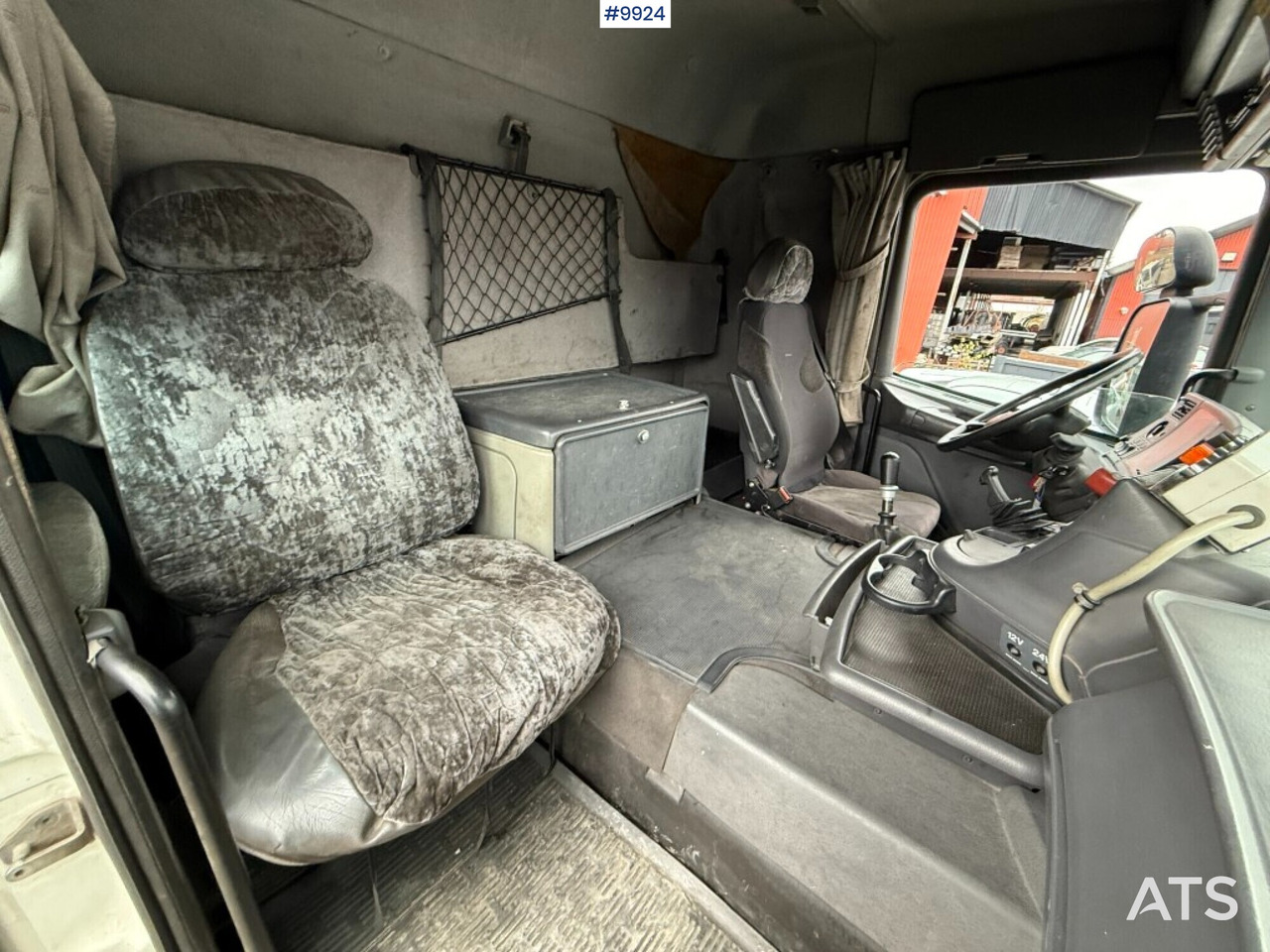 Asenizatorius Dry vacuum loader Scania R114 8x4: foto 14