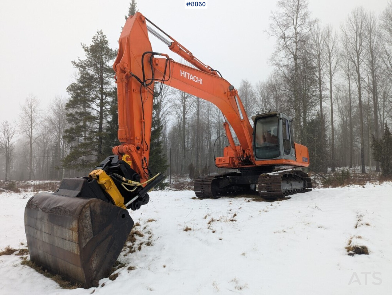 Excavator Fiat Hitachi EX255 with tiltrotator and grading bucket (SEE VIDEO) - Vikšrinis ekskavatorius: foto 1 Excavator Fiat Hitachi EX255 with tiltrotator and grading bucket (SEE VIDEO) - Vikšrinis ekskavatorius: foto 1