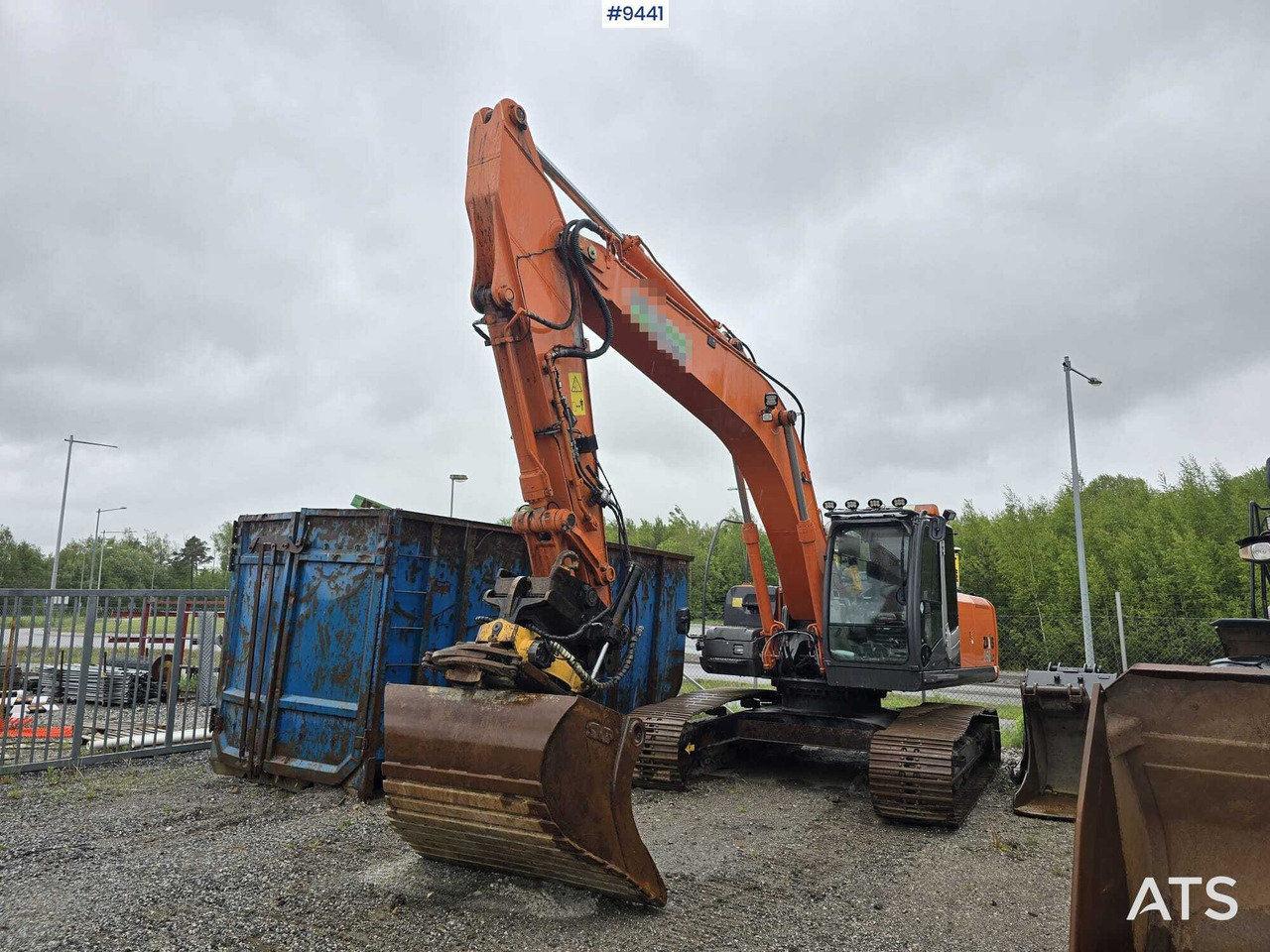 Hitachi ZX 250 LC-3 - Vikšrinis ekskavatorius: foto 1 Hitachi ZX 250 LC-3 - Vikšrinis ekskavatorius: foto 1