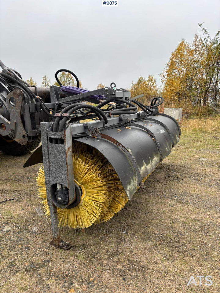 Holms Sweeper Large BM - Rotacinė šluota: foto 1 Holms Sweeper Large BM - Rotacinė šluota: foto 1