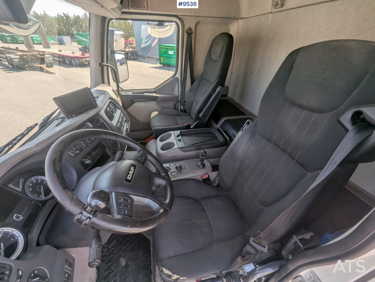 Hooklift Truck Daf FA LF260I - Hook-lift sunkvežimis: foto 5 Hooklift Truck Daf FA LF260I - Hook-lift sunkvežimis: foto 5