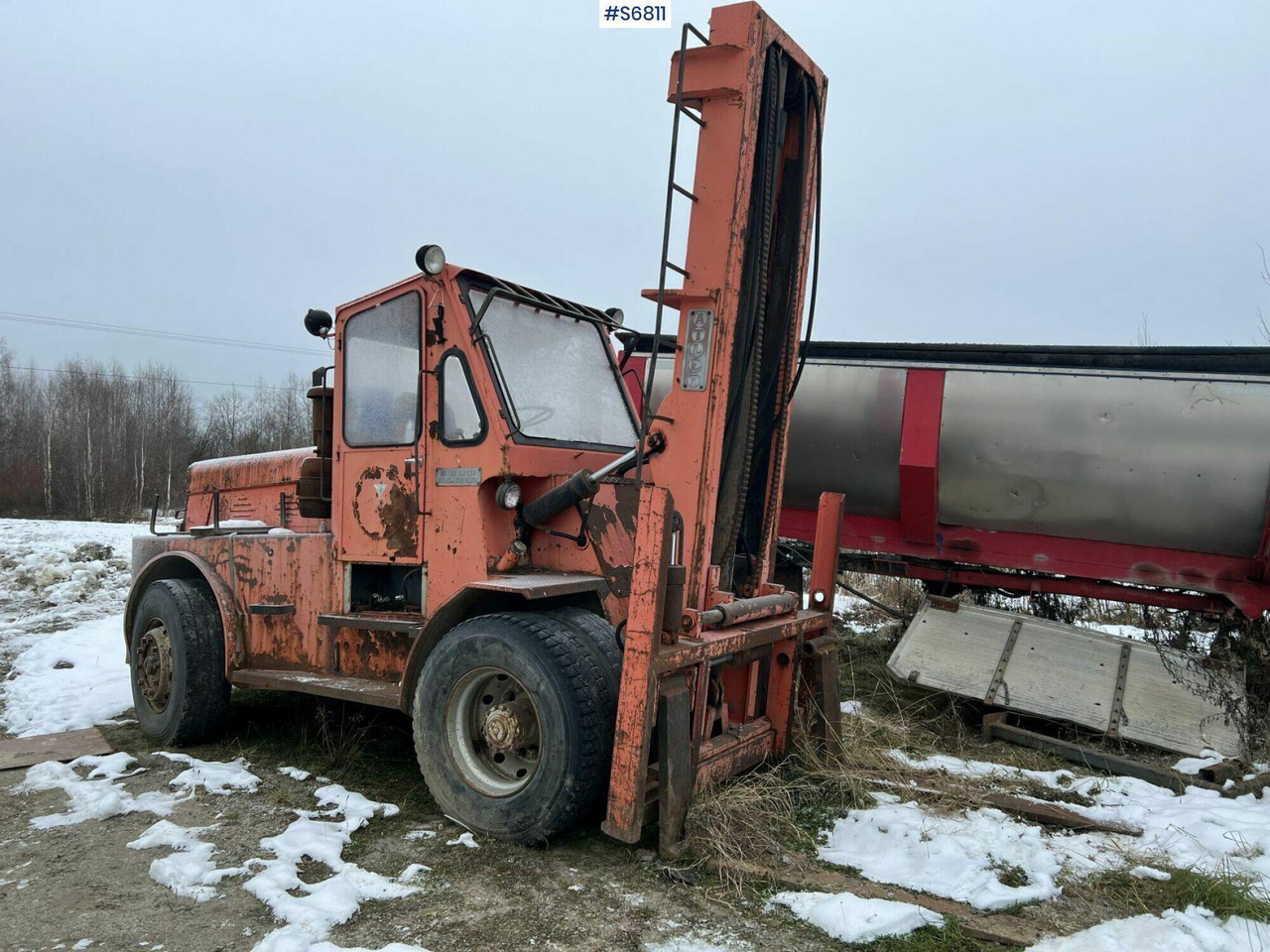 Ljungby 10 Ton Forklift Truck - Dyzelinis krautuvas: foto 1 Ljungby 10 Ton Forklift Truck - Dyzelinis krautuvas: foto 1
