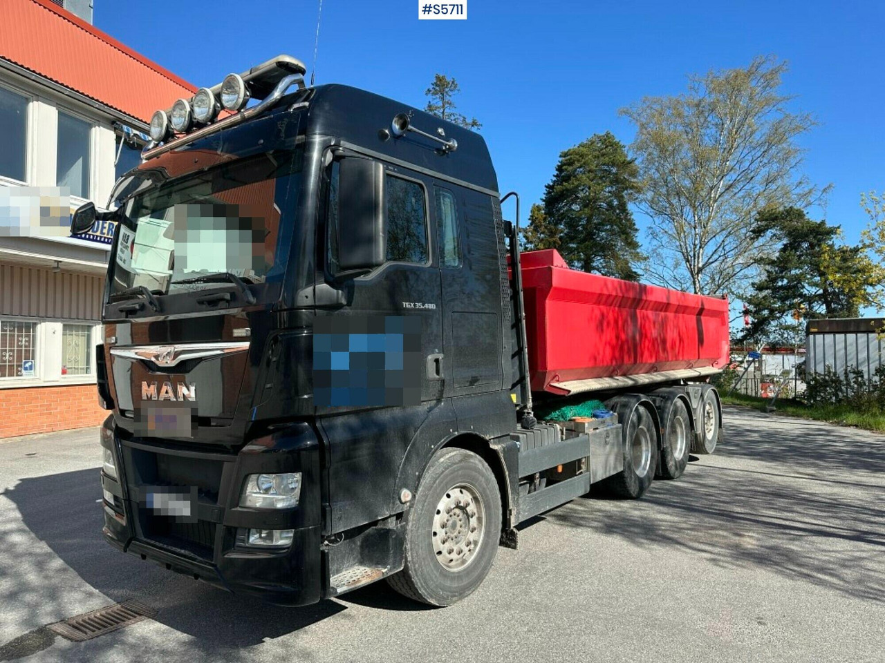 MAN TGX 35.480 8x4 Tridem Hook Truck, See video - Hook-lift sunkvežimis: foto 1 MAN TGX 35.480 8x4 Tridem Hook Truck, See video - Hook-lift sunkvežimis: foto 1