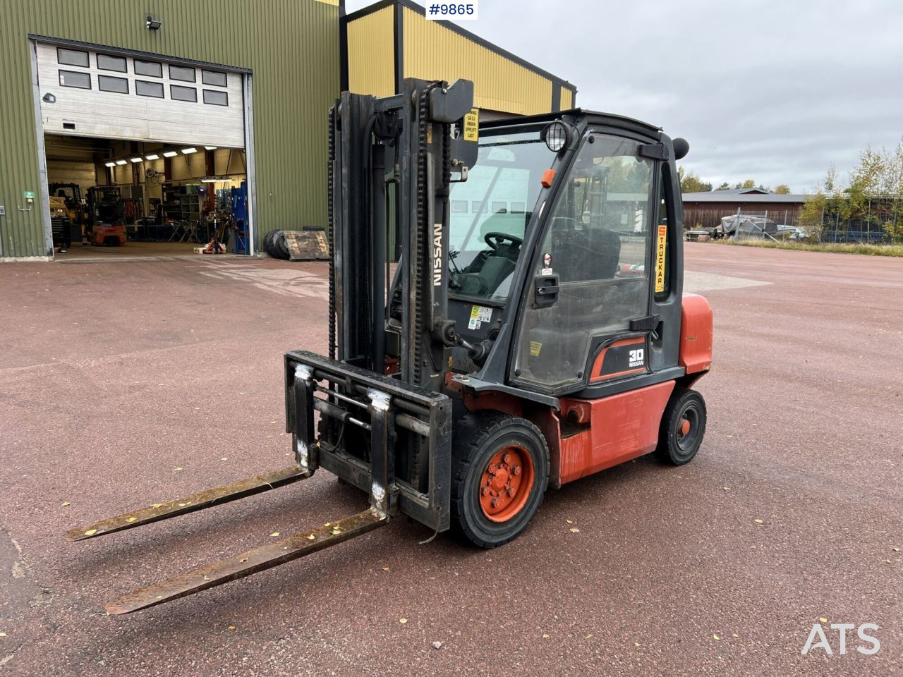 Nissan FGD02A300 Counterbalance Forklift (VIDEO) - Dyzelinis krautuvas: foto 1 Nissan FGD02A300 Counterbalance Forklift (VIDEO) - Dyzelinis krautuvas: foto 1