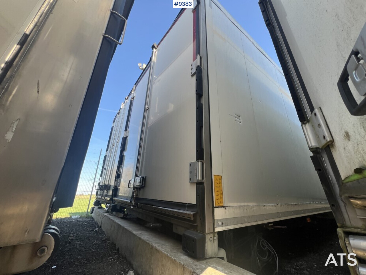 Refrigerated trailer cabinet Schmitz Cargobull - Kėbulas - refrižeratorius: foto 1 Refrigerated trailer cabinet Schmitz Cargobull - Kėbulas - refrižeratorius: foto 1
