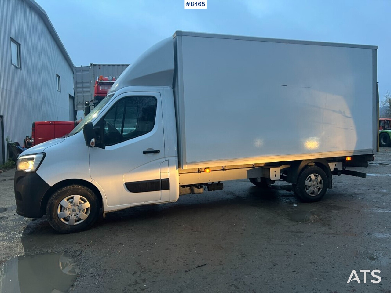 Renault master with tail lift - Furgonas su krovinių dėže: foto 4 Renault master with tail lift - Furgonas su krovinių dėže: foto 4