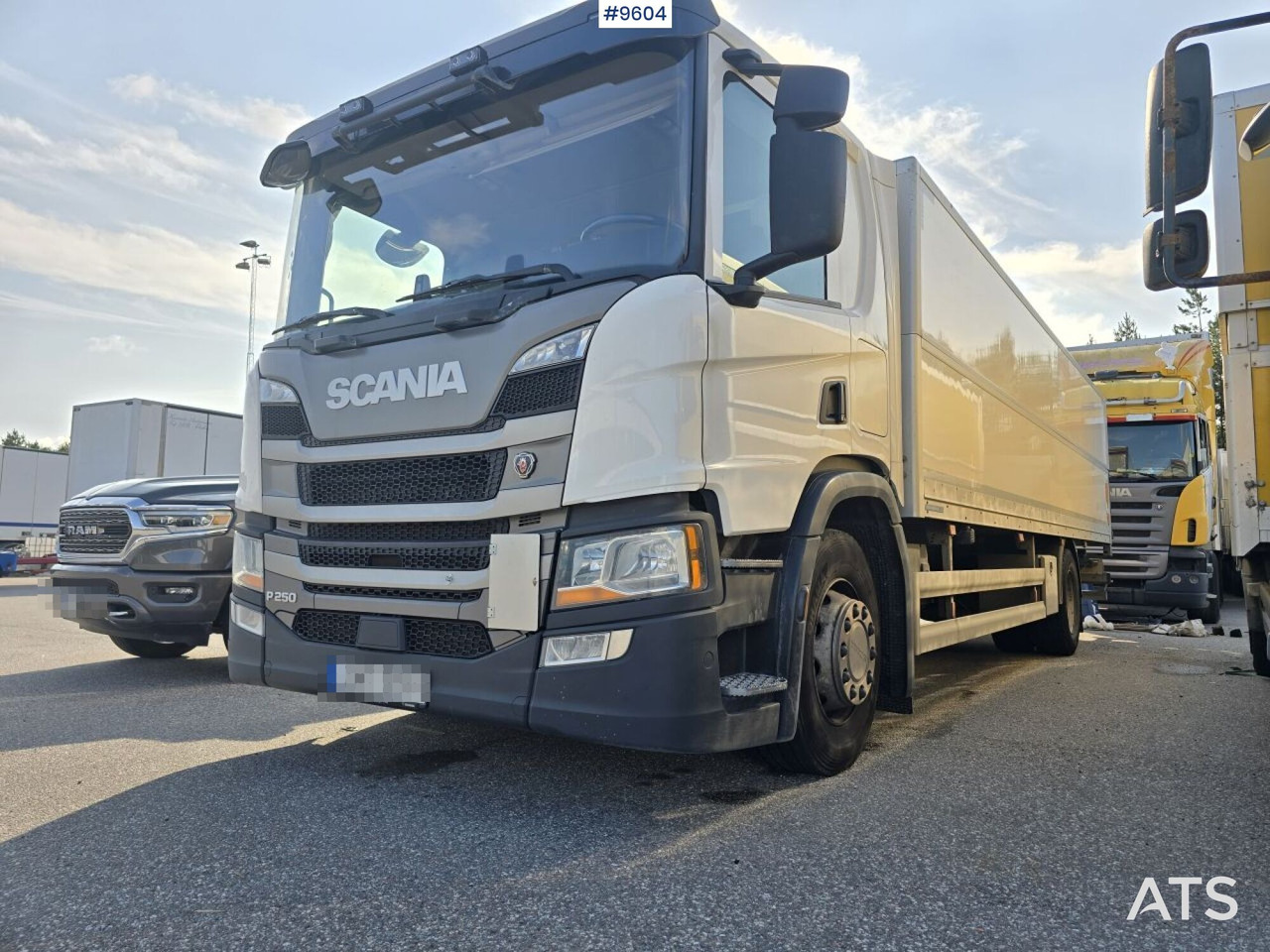 Scania P250 Liftable and lowerable body - Furgonas sunkvežimis: foto 1 Scania P250 Liftable and lowerable body - Furgonas sunkvežimis: foto 1