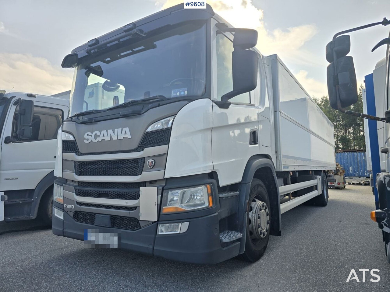 Scania P250 Liftable and lowerable body - Furgonas sunkvežimis: foto 1 Scania P250 Liftable and lowerable body - Furgonas sunkvežimis: foto 1
