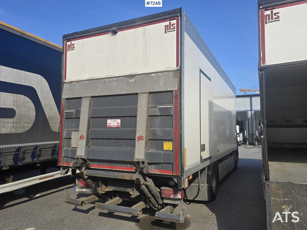 Scania P320 Box truck with tail lift - Furgonas sunkvežimis: foto 4 Scania P320 Box truck with tail lift - Furgonas sunkvežimis: foto 4