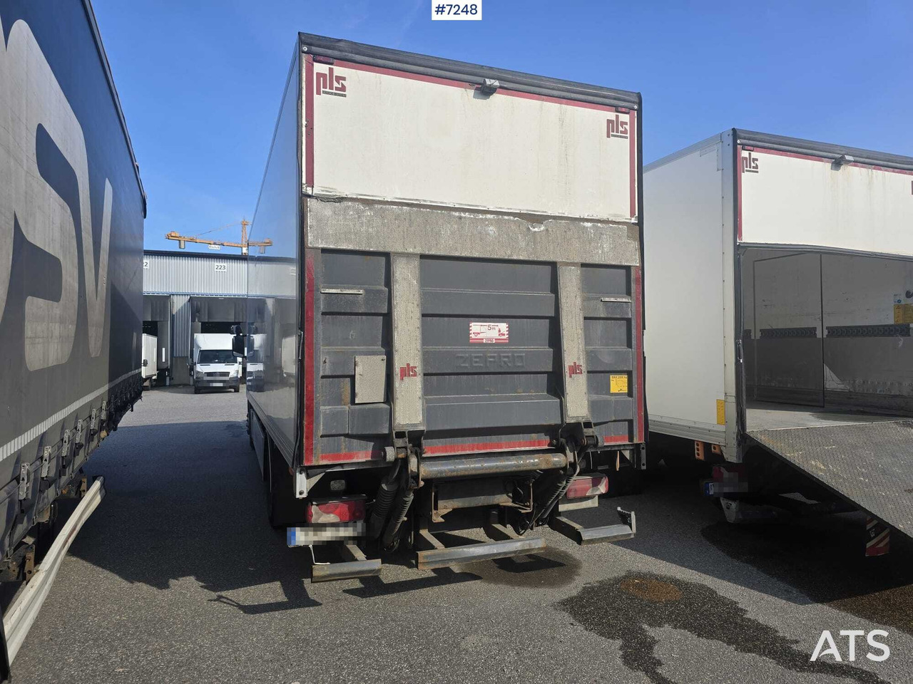 Scania P320 Box truck with tail lift - Furgonas sunkvežimis: foto 3 Scania P320 Box truck with tail lift - Furgonas sunkvežimis: foto 3