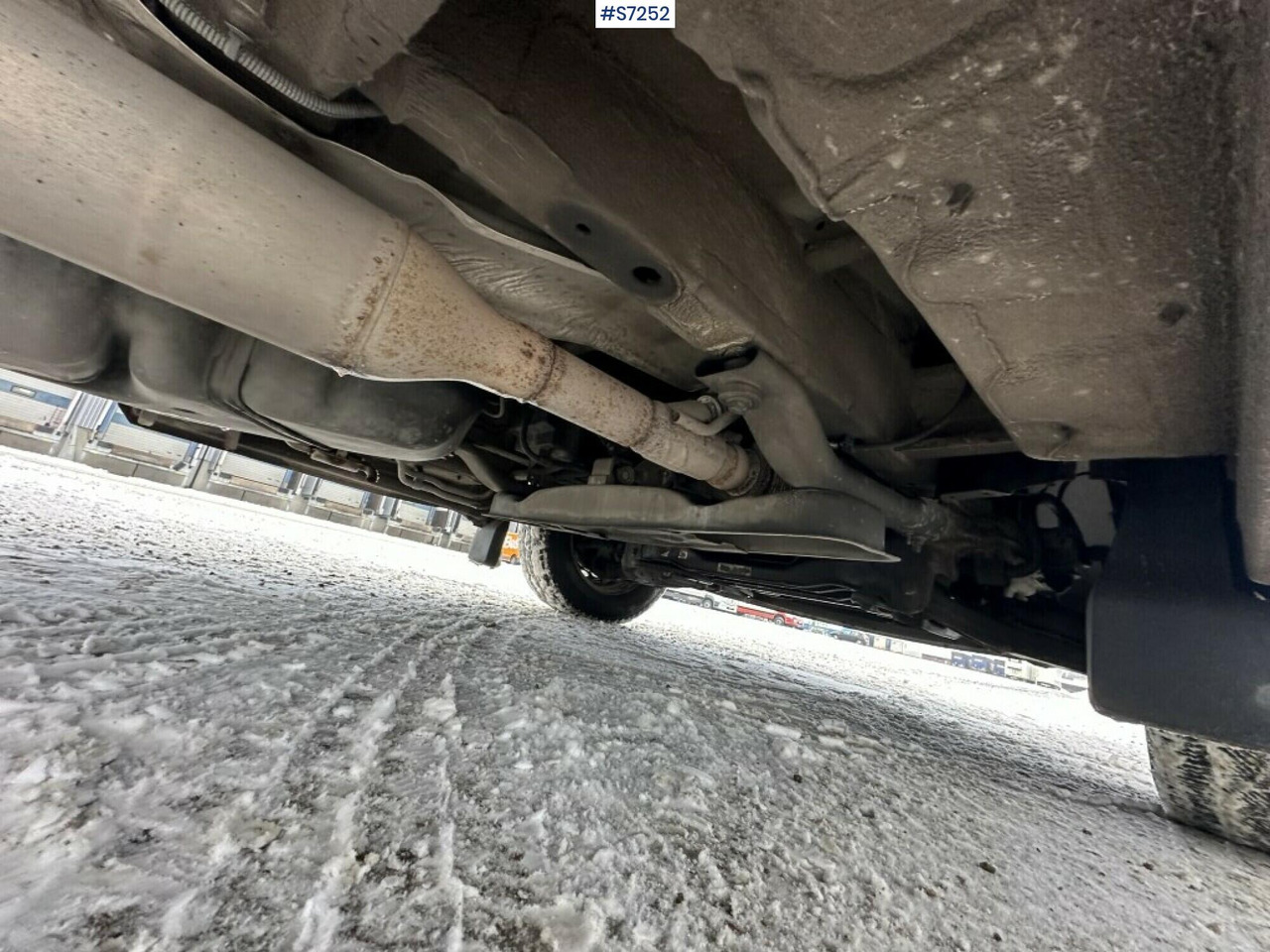 Furgonas su krovinių dėže Sprinter box truck Mercedes Benz with Tailgate lift: foto 12 Furgonas su krovinių dėže Sprinter box truck Mercedes Benz with Tailgate lift: foto 12