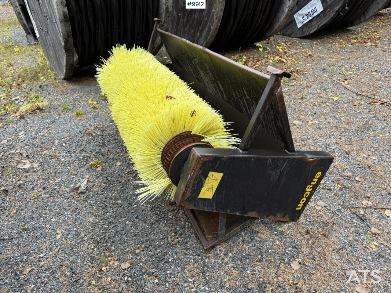 Sweeper Engcon SOP-SR1800-S60 - Rotacinė šluota: foto 1 Sweeper Engcon SOP-SR1800-S60 - Rotacinė šluota: foto 1