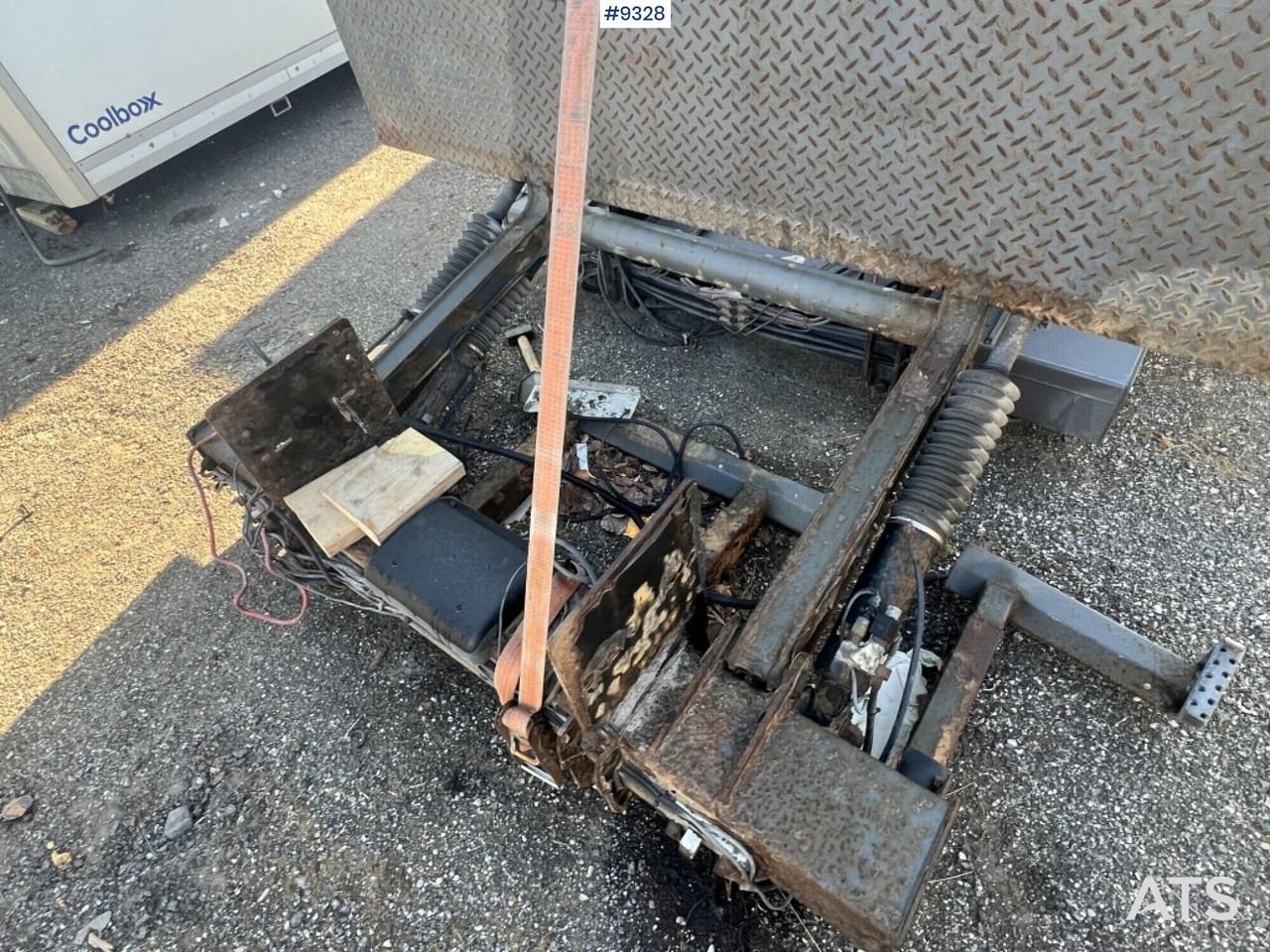 Tail lift - Zepro- ZHD 2000-155MA - Hidraulinis liftas: foto 4 Tail lift - Zepro- ZHD 2000-155MA - Hidraulinis liftas: foto 4