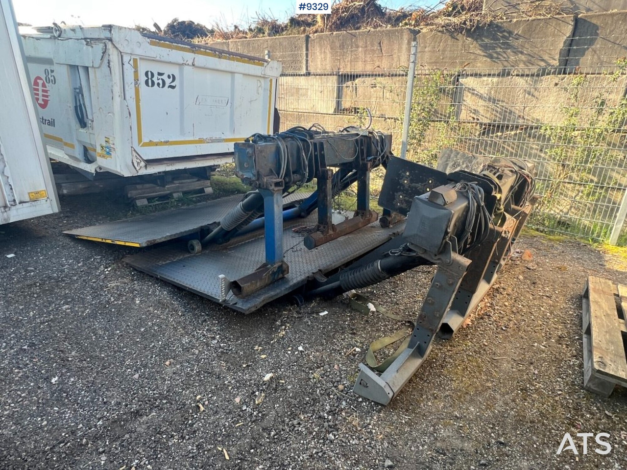 Tail lift - Zepro- ZHD2000-175MA - Hidraulinis liftas: foto 1 Tail lift - Zepro- ZHD2000-175MA - Hidraulinis liftas: foto 1