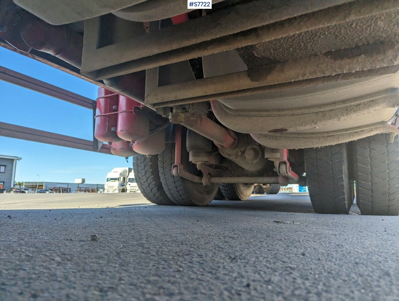 Tipper Truck DAF FAT XF530Z - Savivartis sunkvežimis: foto 4 Tipper Truck DAF FAT XF530Z - Savivartis sunkvežimis: foto 4