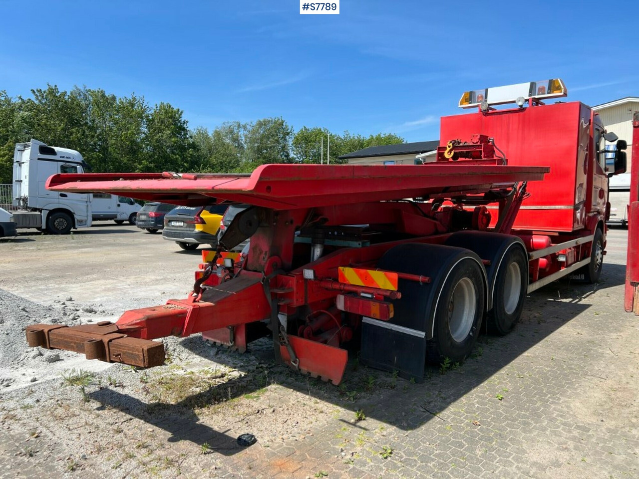 Tow truck with suspension device SCANIA R144 6X4 - Evakuatorius: foto 2 Tow truck with suspension device SCANIA R144 6X4 - Evakuatorius: foto 2