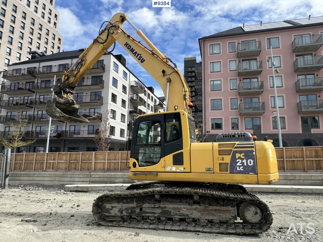 Tracked excavator Komatsu PC210LC (VIDEO) - Vikšrinis ekskavatorius: foto 3 Tracked excavator Komatsu PC210LC (VIDEO) - Vikšrinis ekskavatorius: foto 3