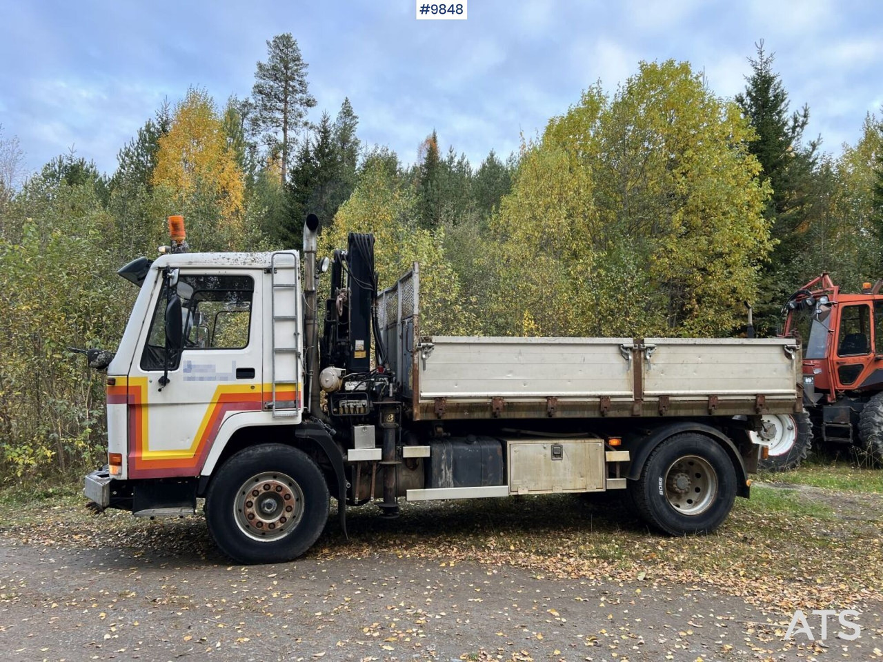 VOLVO FL7 4X2 Crane truck/Dump truck with Hiab071 crane - Savivartis sunkvežimis, Sunkvežimis su kranu: foto 3 VOLVO FL7 4X2 Crane truck/Dump truck with Hiab071 crane - Savivartis sunkvežimis, Sunkvežimis su kranu: foto 3