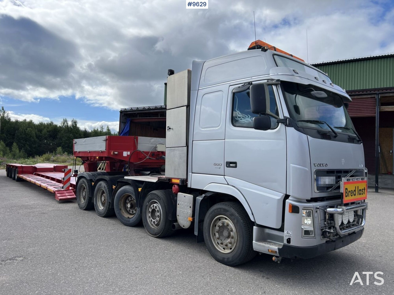 Volvo FH16 5-axle tractor unit, GOLDHOFER STZ-VL 4-41/80 trailer - Vilkikas, Žemo profilio platforma puspriekabė: foto 2 Volvo FH16 5-axle tractor unit, GOLDHOFER STZ-VL 4-41/80 trailer - Vilkikas, Žemo profilio platforma puspriekabė: foto 2