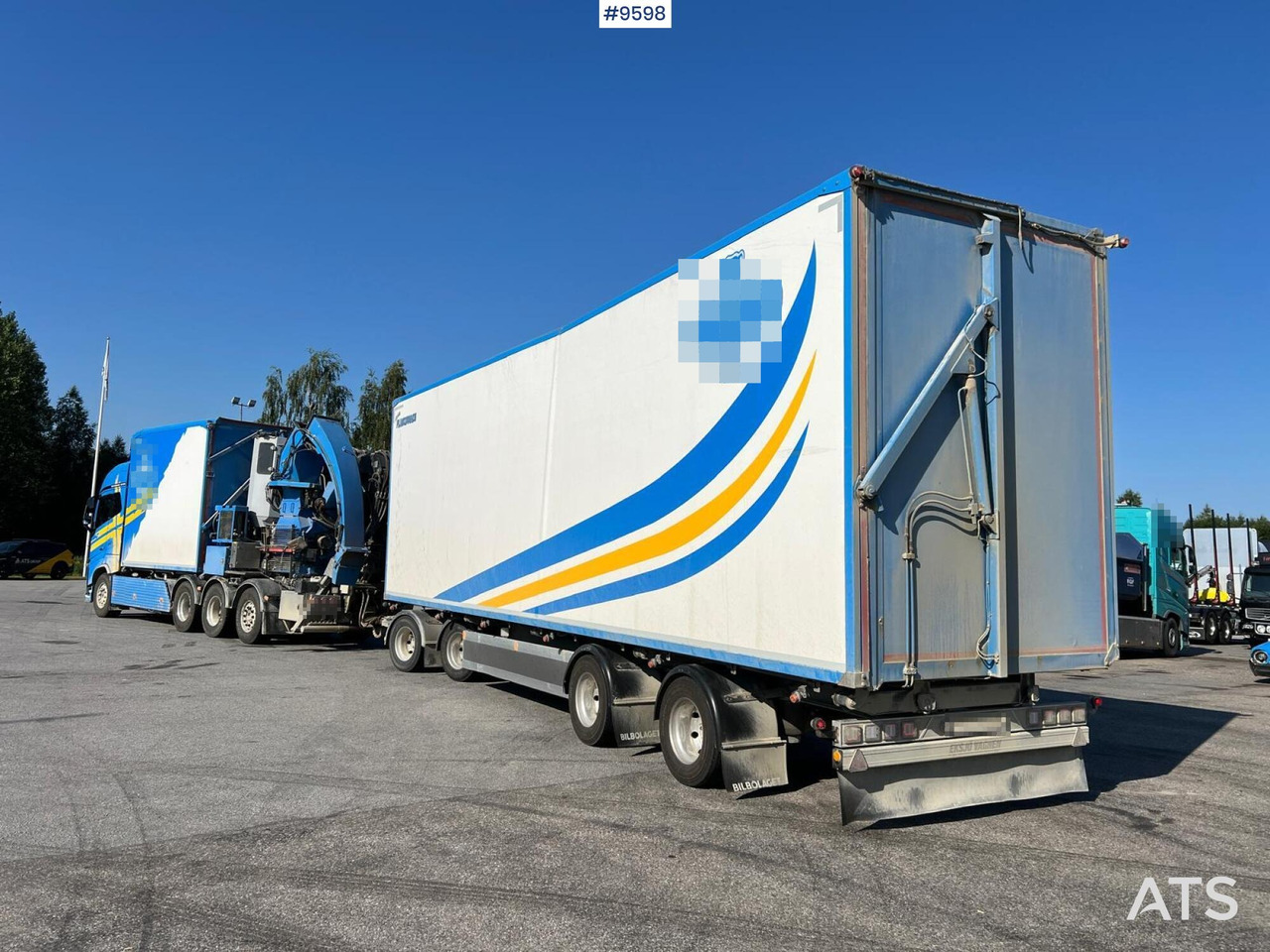 Volvo FH16 8*4 Bruks wood chipper - Savivartis sunkvežimis, Sunkvežimis su kranu: foto 3 Volvo FH16 8*4 Bruks wood chipper - Savivartis sunkvežimis, Sunkvežimis su kranu: foto 3