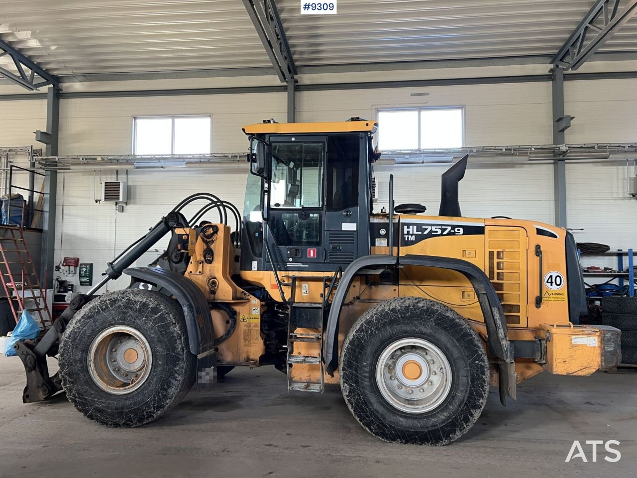 Wheel Loader Hyundai HL757TM-9 - Ratinis krautuvas: foto 1 Wheel Loader Hyundai HL757TM-9 - Ratinis krautuvas: foto 1