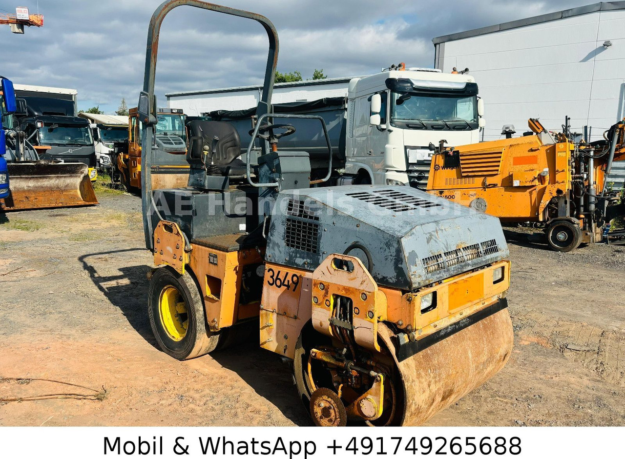 BOMAG Vibrokombiwalze BW 135 AC *Wasserkühlung - Kombinuotas volas: foto 3 BOMAG Vibrokombiwalze BW 135 AC *Wasserkühlung - Kombinuotas volas: foto 3