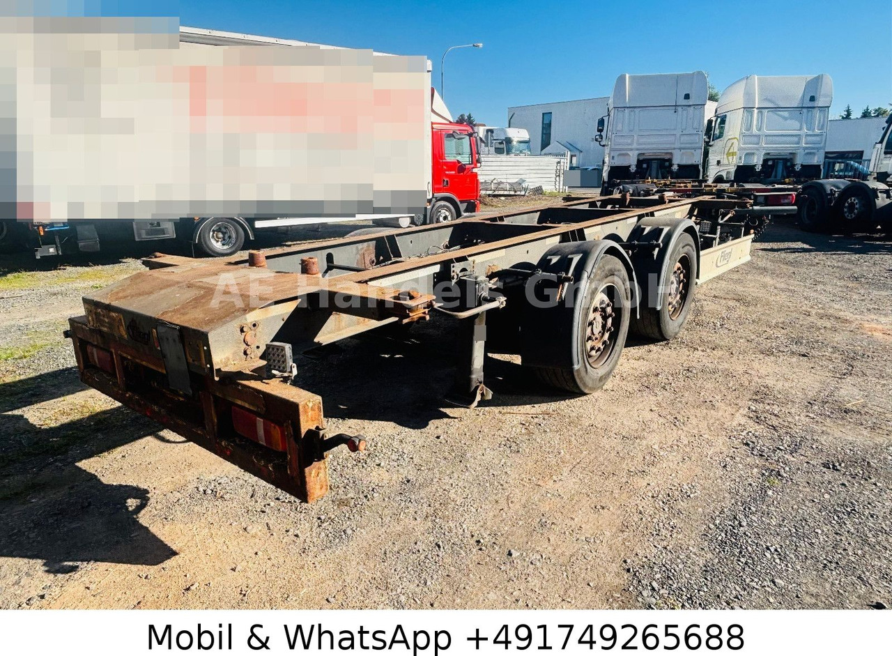 Fliegl TWP 180 Tandem BDF Tiefgekoppelt *Scheibenbremse - Važiuoklės priekaba: foto 5 Fliegl TWP 180 Tandem BDF Tiefgekoppelt *Scheibenbremse - Važiuoklės priekaba: foto 5