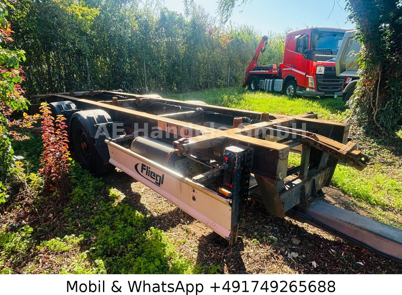 Fliegl TWP 180 Tandem Tiefgekoppelt *BWP/Scheibenbremse - Važiuoklės priekaba: foto 1 Fliegl TWP 180 Tandem Tiefgekoppelt *BWP/Scheibenbremse - Važiuoklės priekaba: foto 1