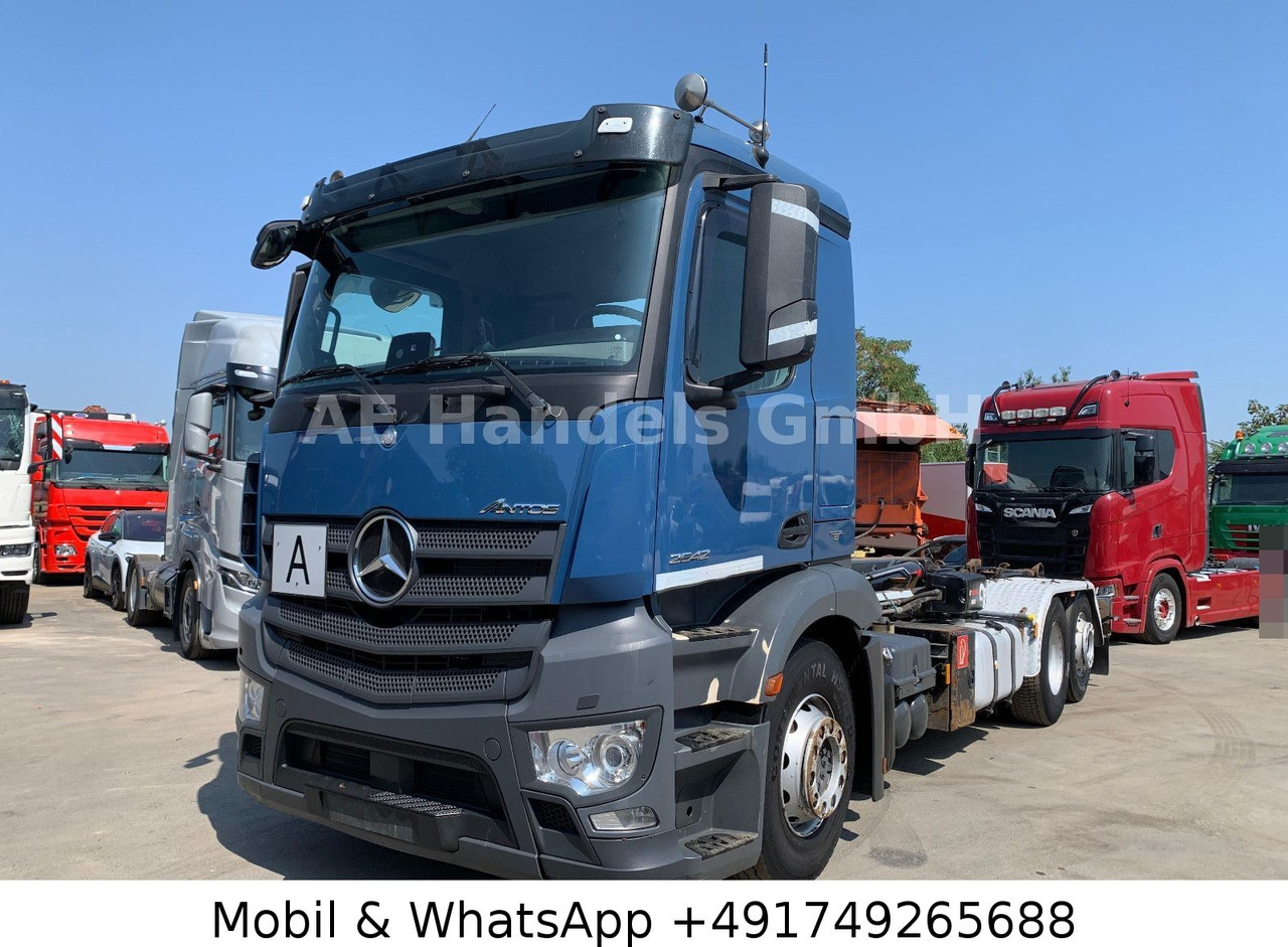Mercedes-Benz Antos 2542 M LL *Retarder/Hiab-XR21S56/Lenk+Lift - Hook-lift sunkvežimis, Sunkvežimis su kranu: foto 1 Mercedes-Benz Antos 2542 M LL *Retarder/Hiab-XR21S56/Lenk+Lift - Hook-lift sunkvežimis, Sunkvežimis su kranu: foto 1