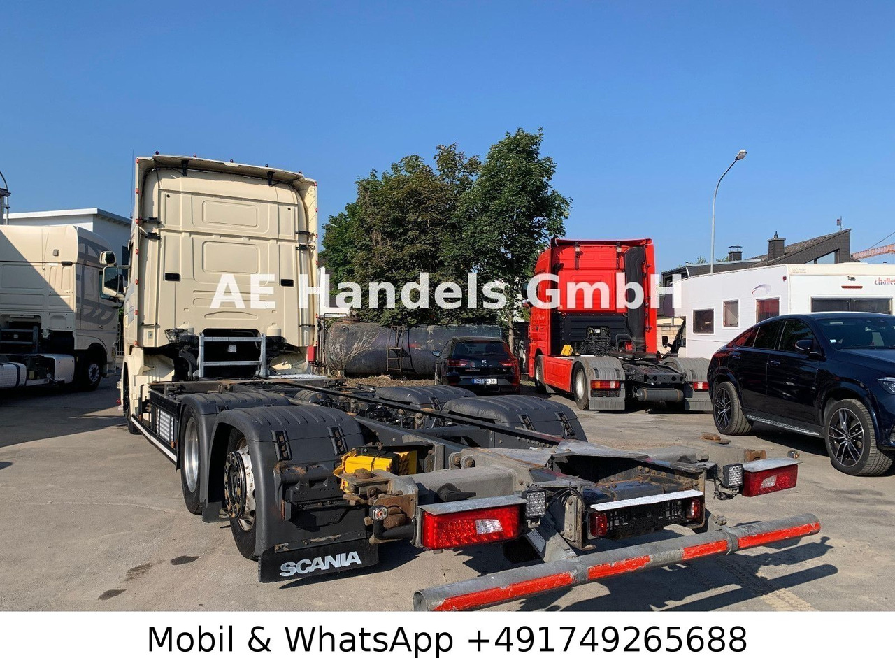 Scania R450 TopLine LL 6x2 BDF *Retarder/2xTank/ACC/AHK - Konteineris-vežimus/ Sukeisti kūną sunkvežimis: foto 4 Scania R450 TopLine LL 6x2 BDF *Retarder/2xTank/ACC/AHK - Konteineris-vežimus/ Sukeisti kūną sunkvežimis: foto 4