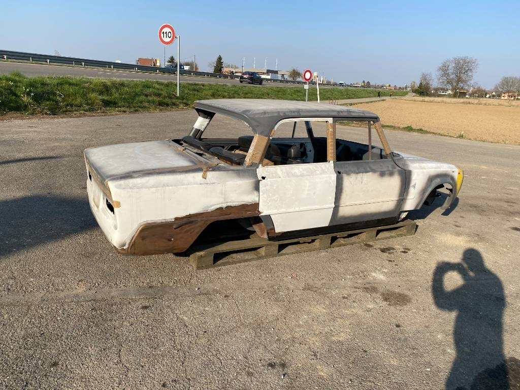 Alfa GUILIA 1300 SUPER NUOVA/Origine France/Oldtimer - Lengvasis automobilis: foto 4 Alfa GUILIA 1300 SUPER NUOVA/Origine France/Oldtimer - Lengvasis automobilis: foto 4