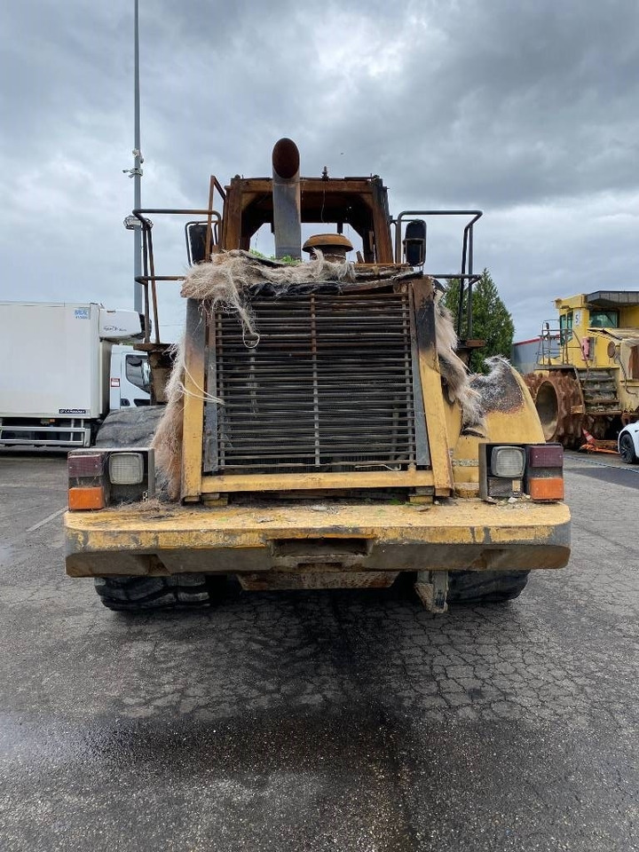 CAT 966 G endommagée Complete ou pour pièces - Ratinis krautuvas: foto 5 CAT 966 G endommagée Complete ou pour pièces - Ratinis krautuvas: foto 5