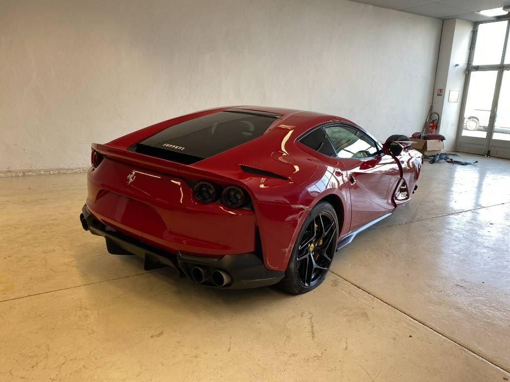 Ferrari 812 SUPERFAST / ROSSO 70ANNI endommagé - Lengvasis automobilis: foto 5 Ferrari 812 SUPERFAST / ROSSO 70ANNI endommagé - Lengvasis automobilis: foto 5