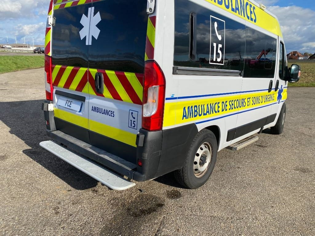 Furgonas su krovinių dėže Fiat LES DAUPHINS/DUCATO TORINO 2.3M-Jet 160 endommagée: foto 50 Furgonas su krovinių dėže Fiat LES DAUPHINS/DUCATO TORINO 2.3M-Jet 160 endommagée: foto 50