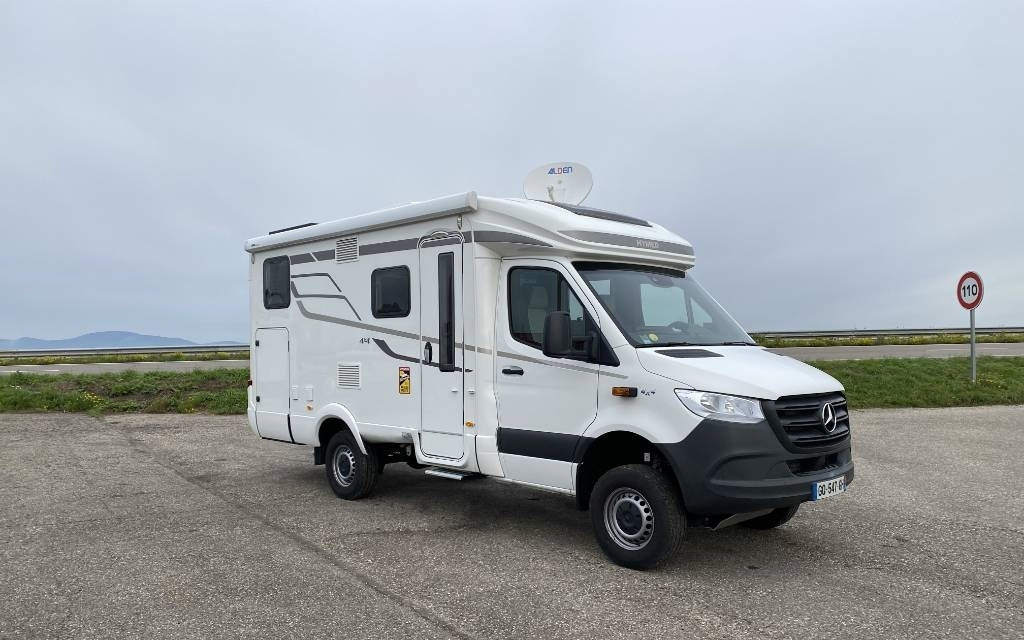 Hymer ML-T 570 -Mercedes 419 CDI 190 4x4 1er Main - Pusiau integruotas kemperis: foto 3 Hymer ML-T 570 -Mercedes 419 CDI 190 4x4 1er Main - Pusiau integruotas kemperis: foto 3