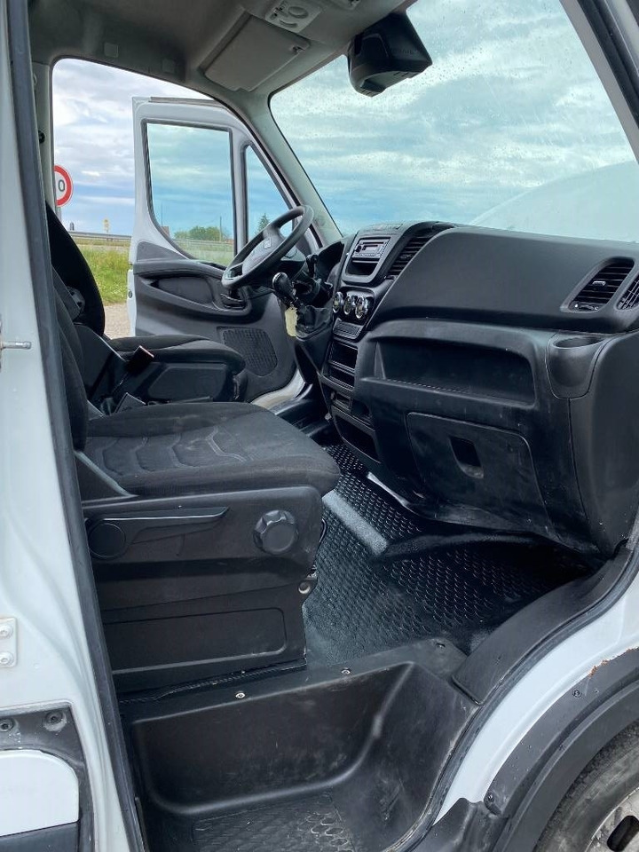 Mažas savivartis, Komercinis automobilis su dviguba kabina Iveco DAILY 35-140 C14 2.3D/140 / JPM VULCAIN endommagé: foto 49