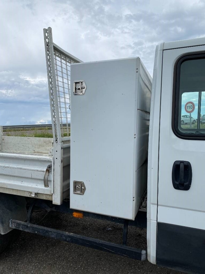 Mažas savivartis, Komercinis automobilis su dviguba kabina Iveco DAILY 35-140 C14 2.3D/140 / JPM VULCAIN endommagé: foto 41