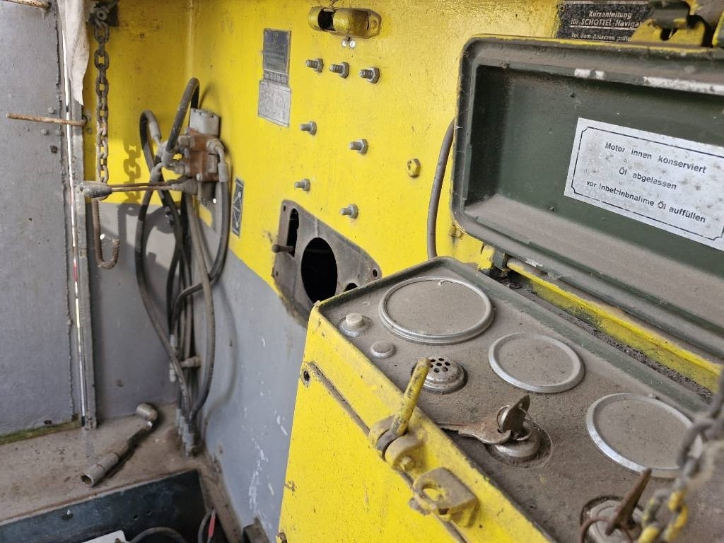 Kita technika RUHRORTER SCHIFFSWERK BATEAU POUSSEUR RUHRORTER SC: foto 38