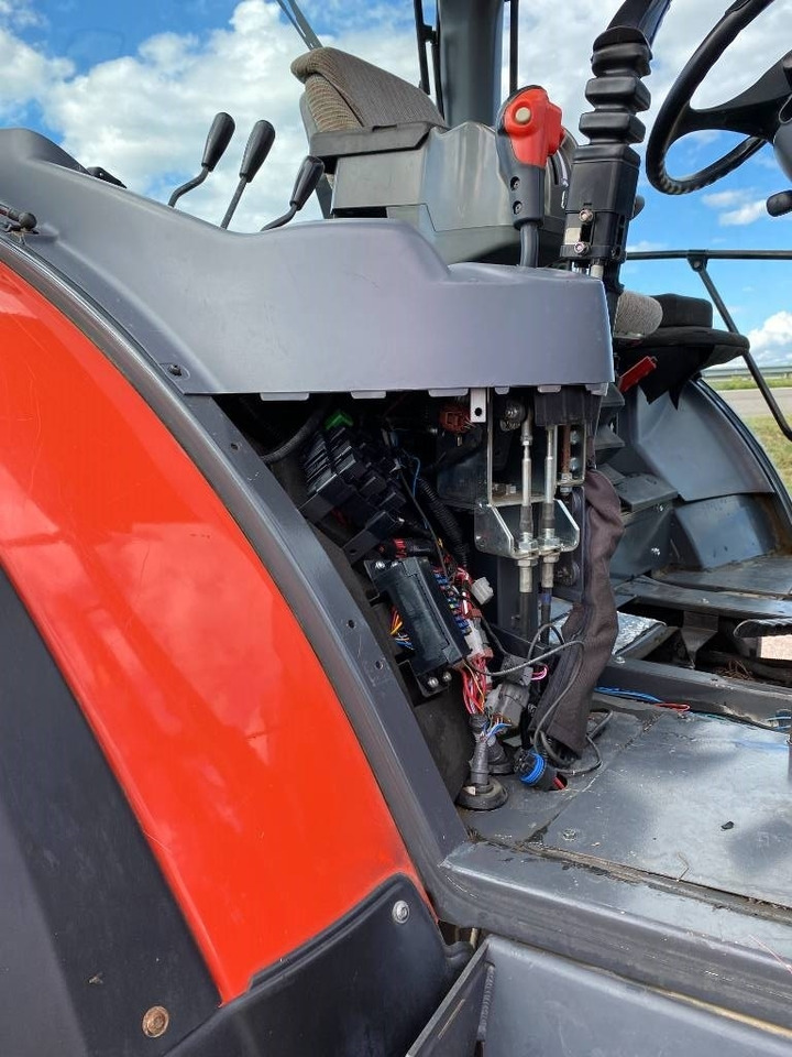 Traktorius Kubota M105 GX-III + MX T410 endommagé: foto 45