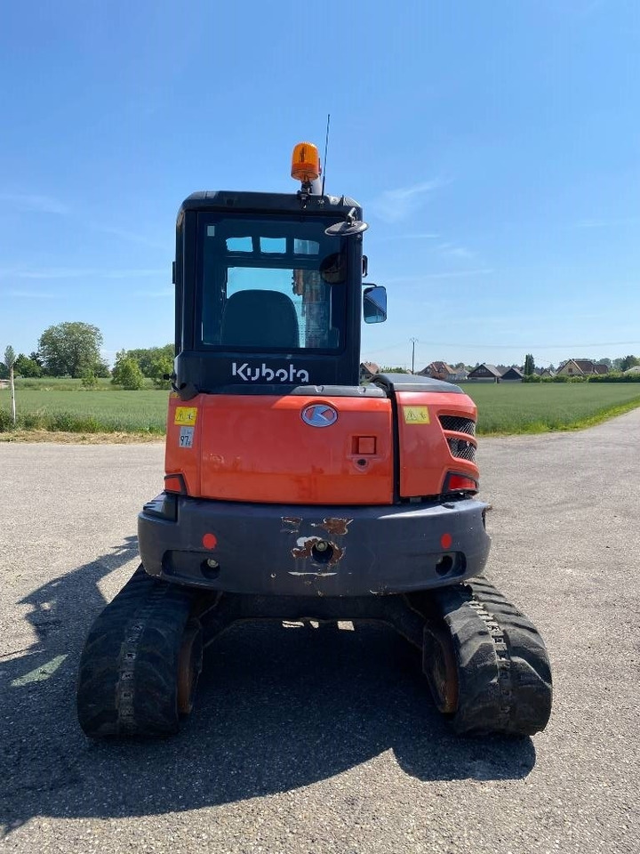 Kubota U55-4 1er Main/Certificat CE endommagée - Mini ekskavatorius: foto 5 Kubota U55-4 1er Main/Certificat CE endommagée - Mini ekskavatorius: foto 5
