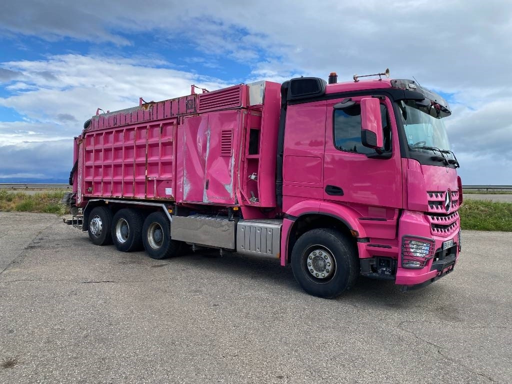 Mercedes-Benz ACTROS 3251/RSP ESE6-RD8000 endommagée - Asenizatorius: foto 4 Mercedes-Benz ACTROS 3251/RSP ESE6-RD8000 endommagée - Asenizatorius: foto 4