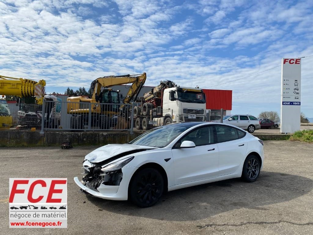 Tesla MODEL 3 - 5YJ3 Rwd Origine Française - Sedanas: foto 1 Tesla MODEL 3 - 5YJ3 Rwd Origine Française - Sedanas: foto 1