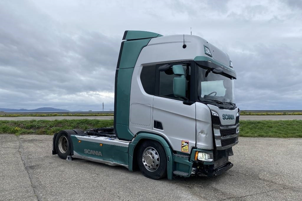 Scania R500 A4x2LB/RETARDER -1er Main endommagé  - Vilkikas: foto 3 Scania R500 A4x2LB/RETARDER -1er Main endommagé  - Vilkikas: foto 3