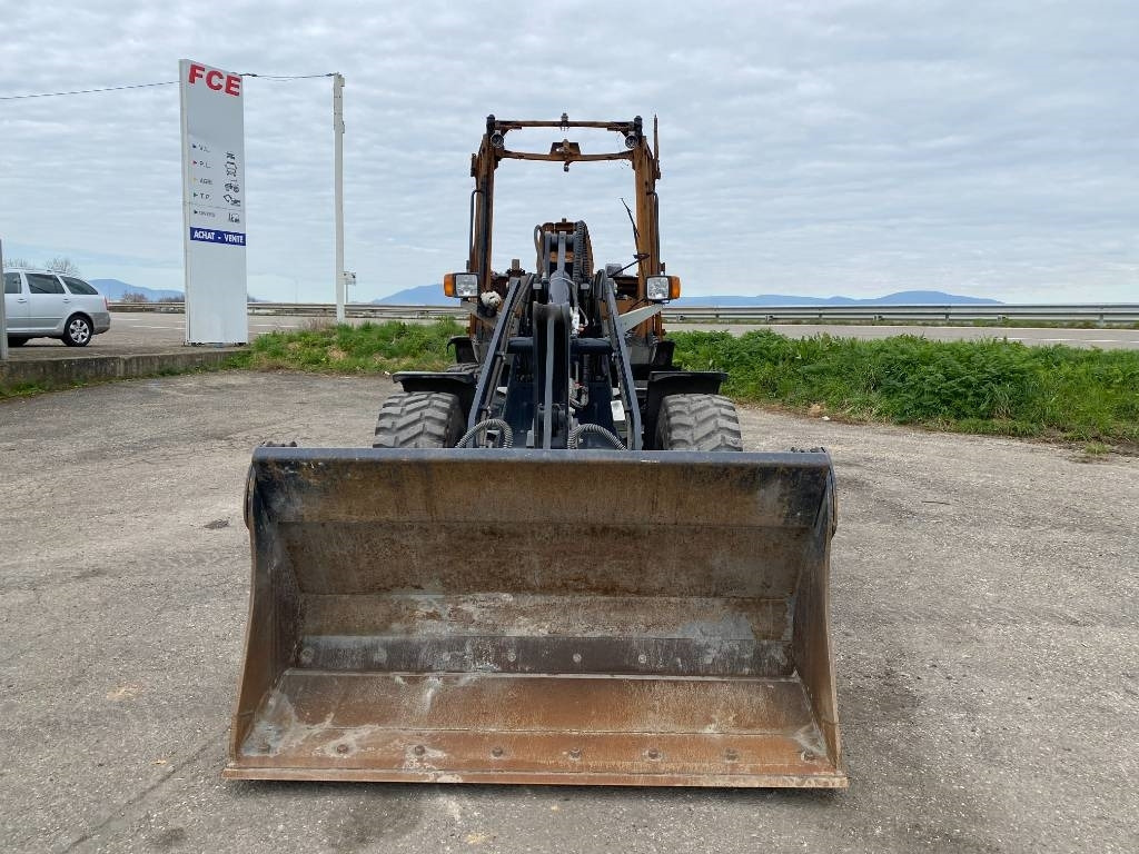 Yanmar V 100 / Certificat CE endommagée - Ratinis krautuvas: foto 2 Yanmar V 100 / Certificat CE endommagée - Ratinis krautuvas: foto 2
