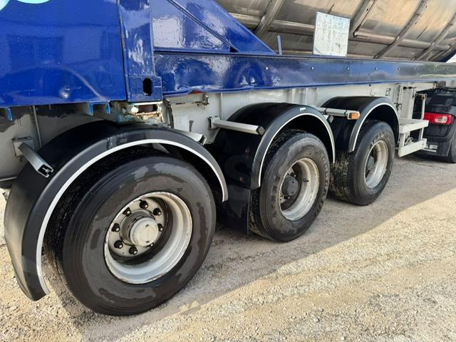Puspriekabė cisterna pervežimui chemikalų Fruehauf DAF XF 480 + REMORQUE FRUEHAUF CITERNE 23500€: foto 8