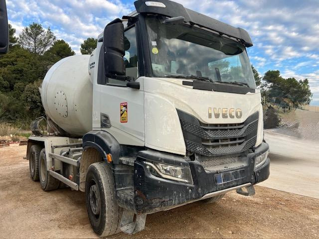 Iveco X-WAY 420 MALAXEUR STETTER 6X4 - Betonvežis: foto 2 Iveco X-WAY 420 MALAXEUR STETTER 6X4 - Betonvežis: foto 2